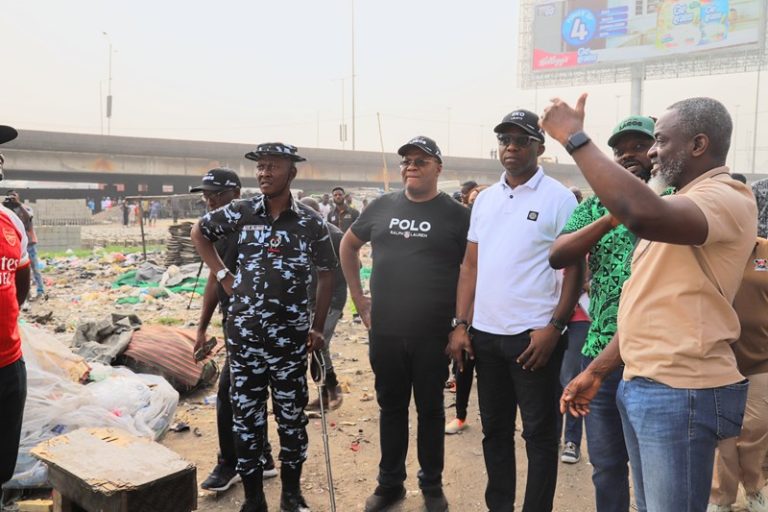 Lagos Issues Deadline To Squatters Under Ijora, Blue Line Bridges To Vacate